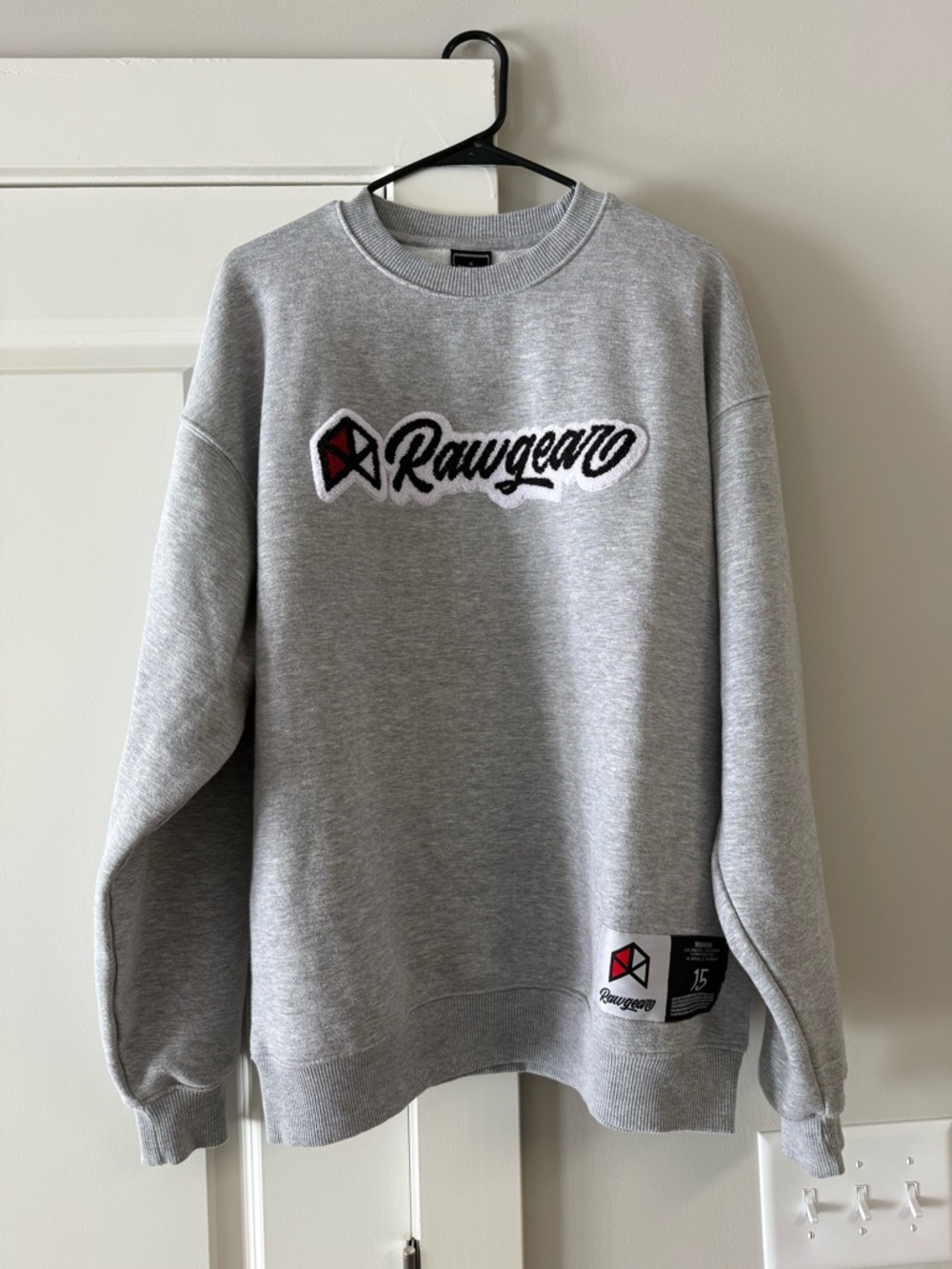 Rawgear Men's Light Gray Logo Crewneck Sweatshirt